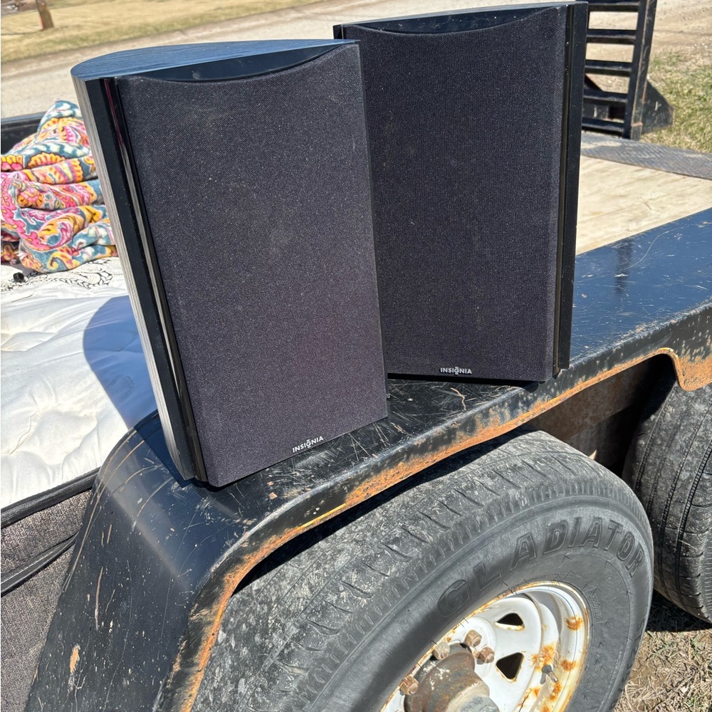 Black Mirage Speakers